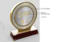 La forma rotonda dei trofei su ordinazione del premio della pressofusione per le attività economiche
