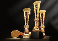 Indennità di fine d'anno di forma del cilindro del trofeo di Polyresin placcata oro per il personale di impresa