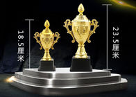 Tipo placcato oro tazza di plastica del trofeo, trofeo su ordinazione della tazza di sport di logo
