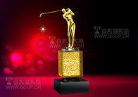 Il campione lordo/in secondo luogo/terzo ricompensa i trofei del golf della tazza per i giocatori di golf di talento
